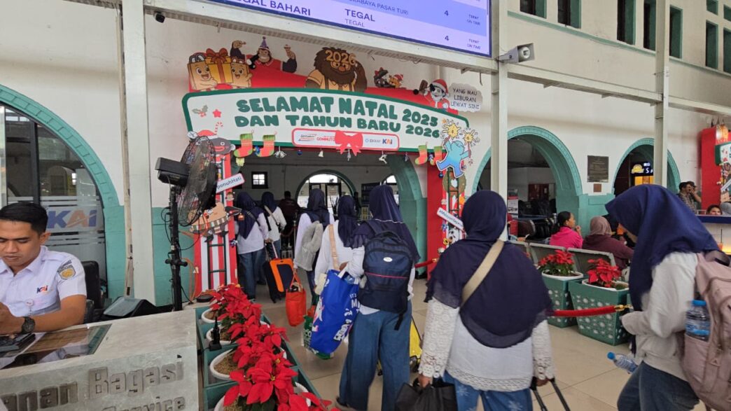 Hari Pertama dan Kedua Masa Angkutan Nataru 2025/2026, KAI Daop 1 Jakarta Layani Lebih dari 114 Ribu Pelanggan