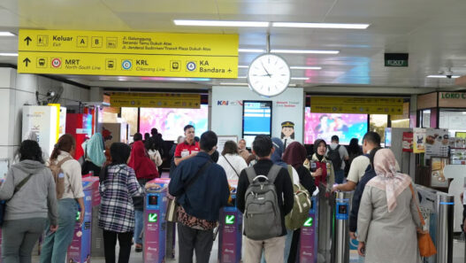 KAI Catat Kenaikan Pengguna LRT Jabodebek pada Periode 1–14 Desember 2025 Seiring Penyesuaian Pola Operasional