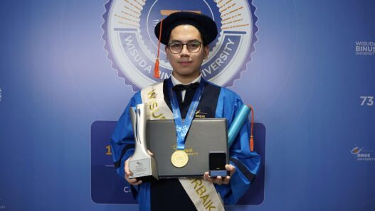 Mengasah Kompetensi, Menembus Batas Global: Kisah Heryan Djaruma Lulusan Computer Science BINUS @Bandung