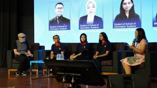 Perkuatkan Ilmu UX dan Design Thinking, School of Information Systems BINUS UNIVERSITY Hadirkan The Father of UX