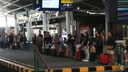 Volume Keberangkatan Penumpang KA Jarak Jauh Diprediksi Tumbuh 15%, Ini Persiapan Stasiun Yogyakarta Sambut Nataru 2025/2026
