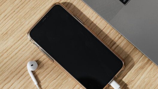 Tips Memelihara Smartphone agar Awet dan Nyaman Digunakan