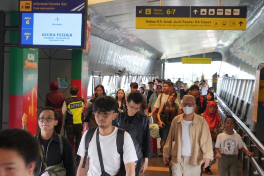 Hari Terakhir Angkutan Nataru 2025/2026, KAI Daop 2 Bandung Masih Layani Tingginya Pelanggan KA Jarak Jauh