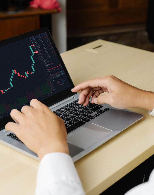 Faktor yang Perlu Dipertimbangkan Sebelum Membuka Akun Trading