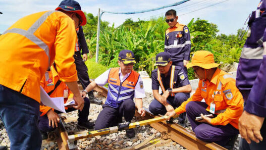 Libur Nataru Aman dan Nyaman, KAI Daop 7 Madiun Perketat Pengamanan Perjalanan KA