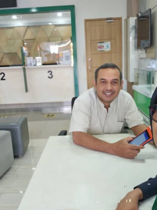 BRI Branch Office Kalimalang Region 6 Jakarta 1 Perkuat Penetrasi UMKM Jakarta Timur Melalui Optimalisasi EDC Agen BRILink di Pegadaian Pulo Jahe