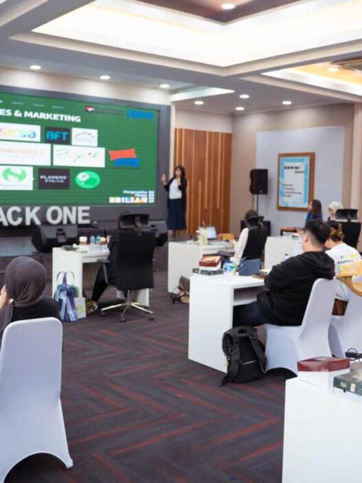 Seminar dan Workshop Pengusaha Muda Brilian BRI Region 6/Jakarta 1 Dorong Lahirnya Entrepreneur Tangguh dan Inovatif