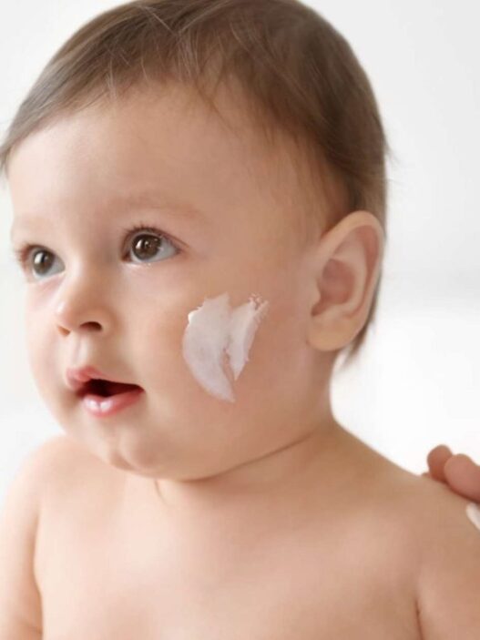 5 Kandungan Penting dalam Skincare Bayi yang Wajib Diperhatikan Orang Tua