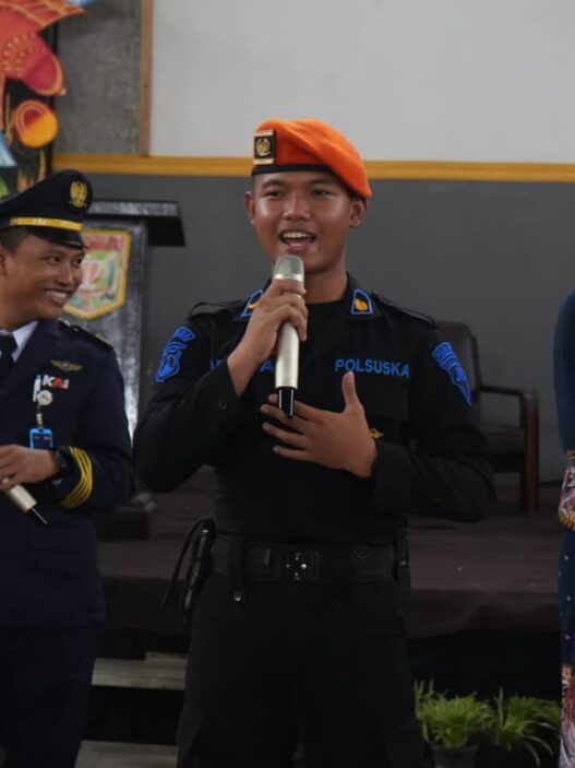 Tingkatkan Kesadaran Keselamatan dan Antipelecehan, KAI Daop 9 Jember Edukasi 1.000 Siswa SMAN Kalisat