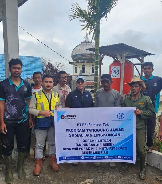 Tak Hanya Bangun Jembatan dan Huntara, PTPP Kembali Salurkan 5 Program  Strategis untuk Korban Banjir Aceh