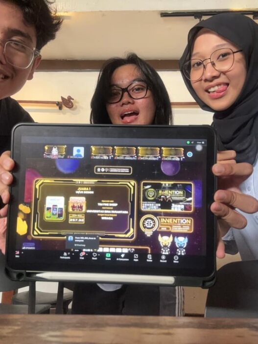 Mahasiswa BINUS @Bandung Juara 1 UI/UX Nasional, Bukti Talenta Creative Technology Makin Diperhitungkan