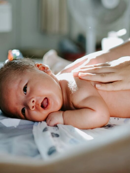 Kulit Sensitif pada Bayi: Penyebab, Ciri-ciri, dan Cara Perawatannya