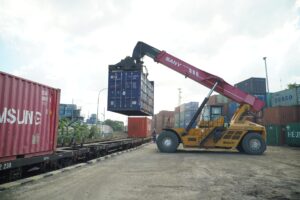 Jelang Momen Strategis Keagamaan, Layanan KA Kontainer Menguat di Awal Tahun 2026