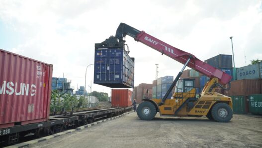 Jelang Momen Strategis Keagamaan, Layanan KA Kontainer Menguat di Awal Tahun 2026