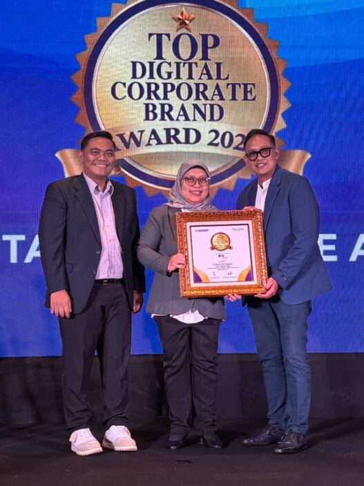 KAI Logistik Raih Penghargaan 8th Top Digital Corporate Brand Award 2026