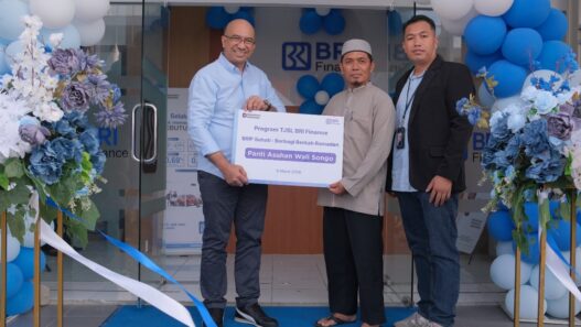 Gelar Program BRIF Sehati, BRI Finance Salurkan Bantuan Ramadan di Palu