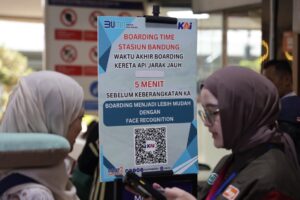 KAI Daop 2 Bandung Himbau Pelanggan Datang Lebih Awal ke Stasiun, Khusus Stasiun Bandung dan Stasiun Kiaracondong Boarding Ditutup 5 Menit Sebelum Jam Keberangkatan KA