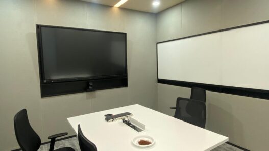 MLV Teknologi Sukses Hadirkan Ruang Meeting Modern Berteknologi Tinggi untuk PT KIA Sales Indonesia di RDTX Place