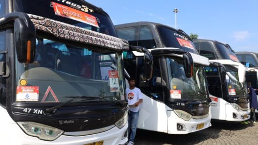 Hadir untuk Melayani, PAM JAYA Sediakan 15 Unit Bus untuk Dukung Program Mudik Gratis Pemprov DKI Jakarta 2026