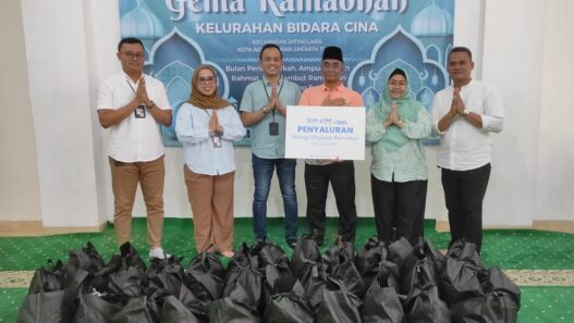 Wujudkan Kepedulian di Bulan Suci, BRI KC Jakarta Otista Salurkan Bingkisan untuk Anak Yatim melalui Kelurahan Bidara Cina