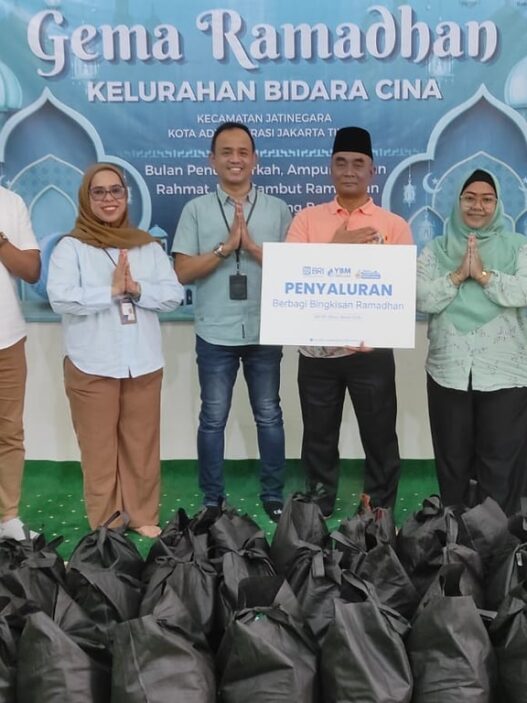 Wujudkan Kepedulian di Bulan Suci, BRI KC Jakarta Otista Salurkan Bingkisan untuk Anak Yatim melalui Kelurahan Bidara Cina