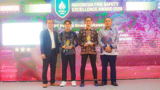 PT Pelindo Sinergi Lokaseva Raih Tiga Penghargaan pada Indonesia Fire Safety Excellence Award 2026