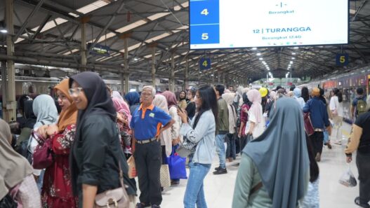KAI Daop 2 Bandung Layani Hampir 415 Ribu Pelanggan Selama 12 Hari Angkutan Lebaran 2026