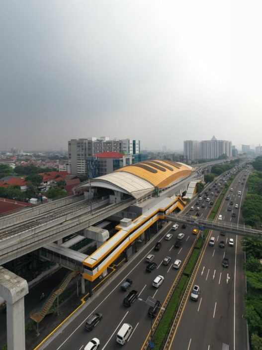 Dukung Mobilitas Lebaran, LRT Jabodebek Perkuat Integrasi Antarmoda dan Akses ke Destinasi Wisata