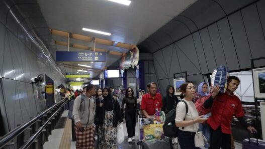 Dua Hari Pasca Idul Fitri 1447 H, Volume Penumpang KA di Daop 2 Bandung Masih Tinggi