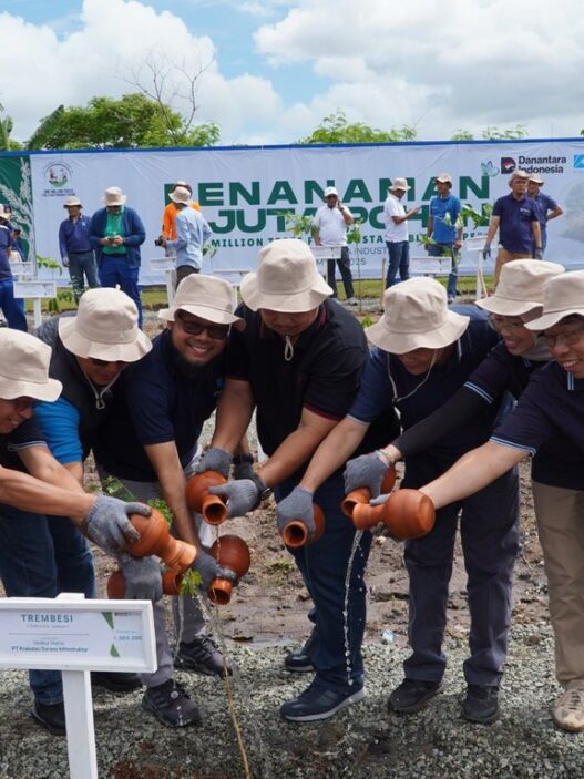 PT Krakatau Tirta Industri Tegaskan Komitmen ESG melalui Program Satu Juta Pohon