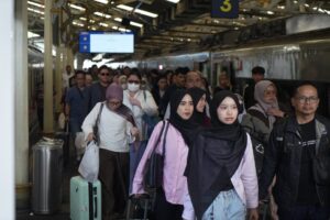 Kepadatan Arus Balik Lebaran Di Daop 2 Bandung Terpantau Merata, Kebijakan WFA dan Stimulus Diskon Tiket Jadi Faktor Pendorong