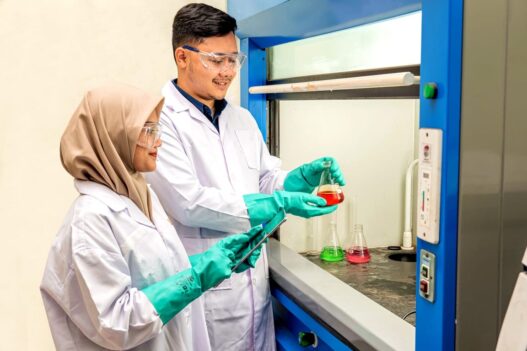 Anggaran Riset Rp12 Triliun Dukung Hilirisasi dan Swasembada Energi, Kemendiktisaintek Kerja Sama dengan MIND ID