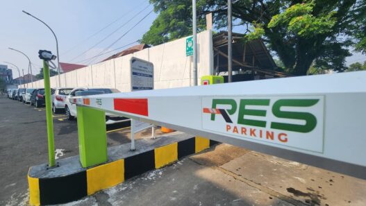 KAI Services Implementasikan COMBO to E-Parking, Perkuat Transformasi Digital dan Dukungan Ekosistem Layanan KAI