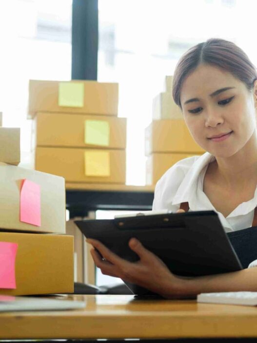 Syarat Lolos Bea Cukai: Panduan Aman Kirim Paket Ke Luar Negeri Tanpa Tertahan