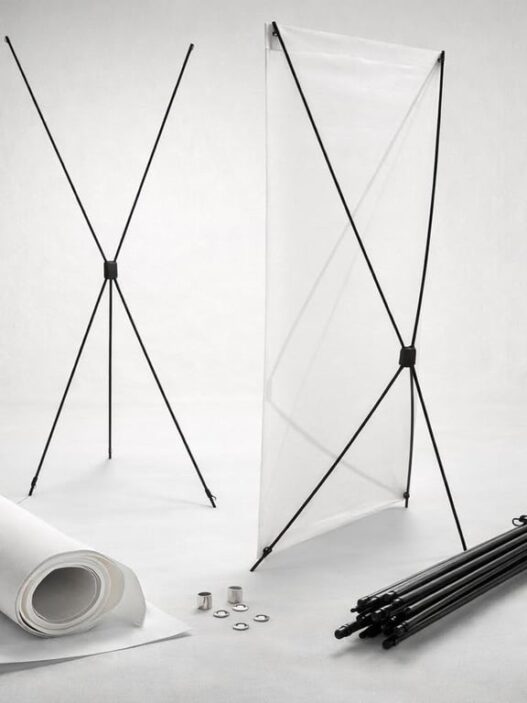 Bagaimana Supplier X Banner Menjamin Ketahanan Warna Banner