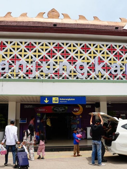 Pastikan Angkutan Lebaran Tetap Andal, KAI Divre IV Tanjungkarang Catat Tren Pertumbuhan Penumpang di Masa Angkutan Lebaran Tahun 2021–2026