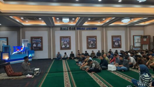 Pengajian Rutin di Jackone Hall, Pekerja BRI Region 6 Perdalam Pemahaman Ibadah