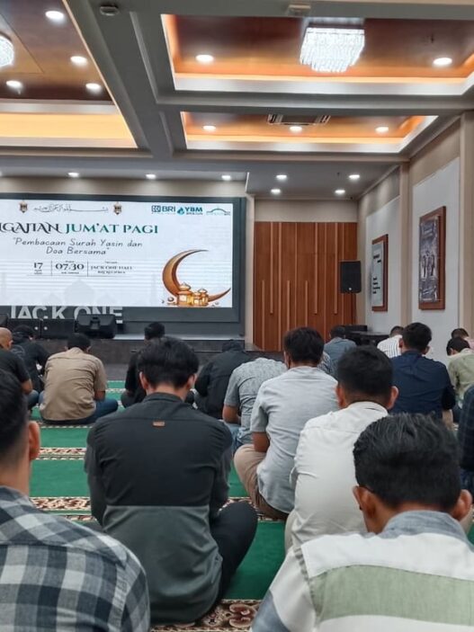 Pengajian Rutin Jumat di BRI Region 6 Berlangsung Khidmat dan Penuh Kehangatan