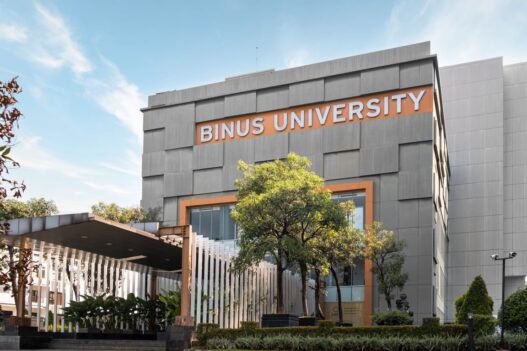 Bukan Sekadar Gelar, BINUS Dorong Pendidikan Tinggi yang Siapkan Mahasiswa Siap Kerja