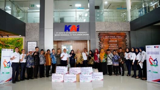 KAI Divre IV Tanjungkarang Salurkan CSR Lebih dari Rp1,7 Miliar, Wujud Komitmen Tanggung Jawab Sosial Perusahaan