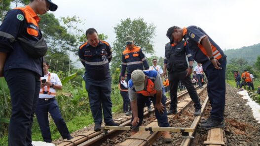Update Penanganan Gogosan di Petak Jalan Cibeber–Lampegan, Sejumlah Perjalanan KA Siliwangi Dibatalkan Demi Keselamatan