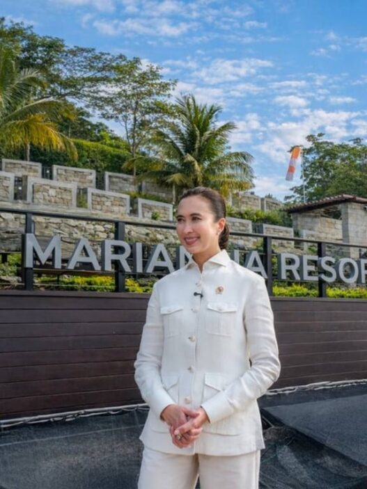 Menteri Pariwisata Tinjau Pengembangan Danau Toba di Samosir