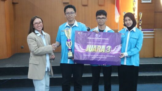 ITECH Season 9: AI Center Bandung Dorong Inovator AI dari Sekolah