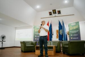 Masih Maraknya Pinjol Ilegal, Adapundi Berikan Literasi dan Inklusi Keuangan pada Mahasiswa dan UMKM di Bali