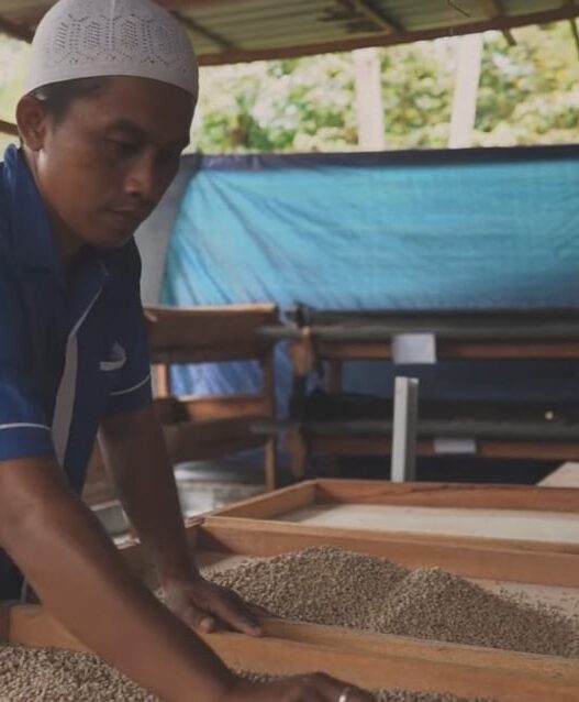 Ubah Sampah Jadi Sumber Penghasilan, Warga Kuala Tanjung Kelola Hingga 2 Ton per Hari