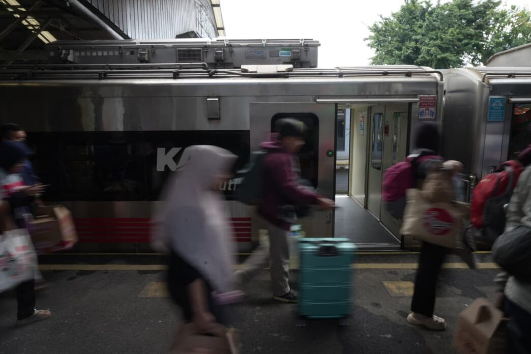 KAI Daop 2 Bandung Catat Okupansi Angkutan Lebaran 2026 Melebihi 1% dari Program, Meningkat 5% dari Tahun Lalu, dengan Relasi Favorit Didominasi Tujuan Jakarta dan Jawa Tengah