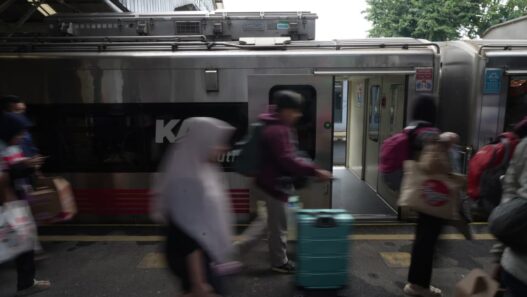 KAI Daop 2 Bandung Catat Okupansi Angkutan Lebaran 2026 Melebihi 1% dari Program, Meningkat 5% dari Tahun Lalu, dengan Relasi Favorit Didominasi Tujuan Jakarta dan Jawa Tengah