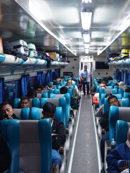 Libur Panjang Paskah Dimanfaatkan Maksimal, KAI Divre III Palembang Layani 26.309 Pelanggan