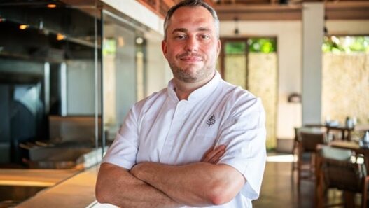 Four Seasons Resort Bali at Jimbaran Bay Hadirkan Babak Baru Kuliner Bersama Executive Chef Baru Benjamin Halat