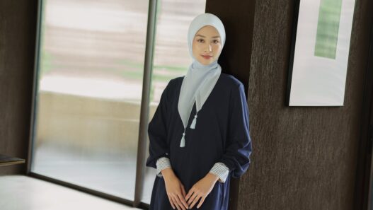 Bukan Cuma Hijab Paris Polos, napocut Kenalkan 4 Variasi Hijab Segiempat Paris Tegak Paripurna